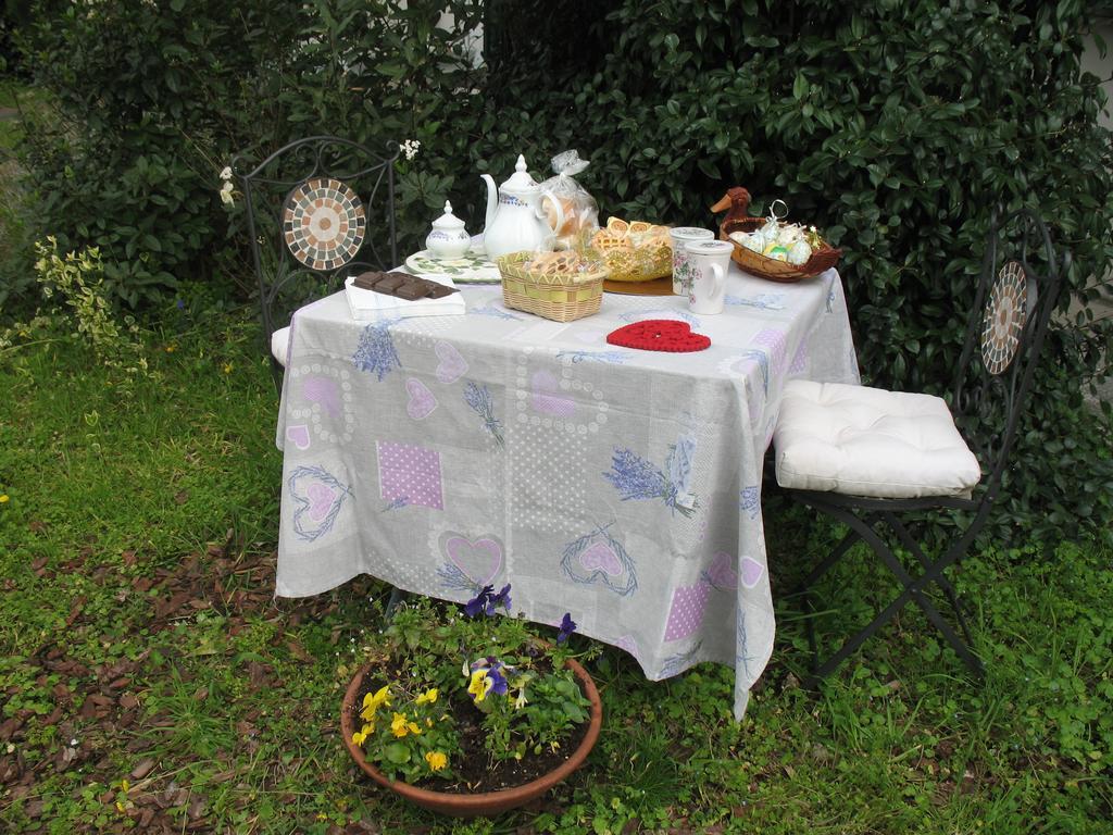 D'Arte Apartment Empoli Luaran gambar
